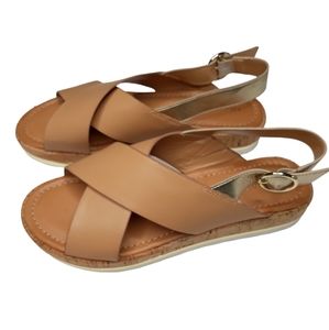 Womens Nine West Angie Tan & Gold Sandal Size 9M Excellent Condition